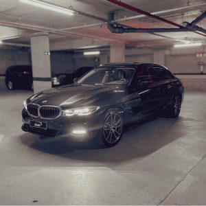 BMW 330I