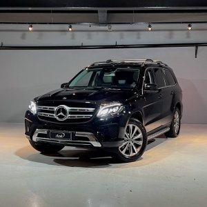 MERCEDES-BENZ GLS 350