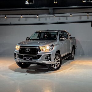 Toyota - Hilux CD SRV 4x2 2.7 Flex 16V Aut.