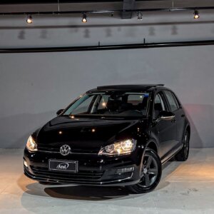 VolksWagen - Golf Highline 1.4 TSI 140cv Aut.